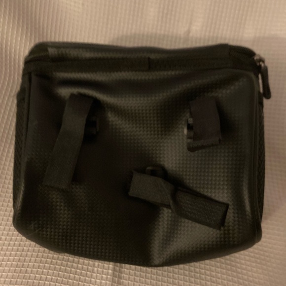 RZAHUAHU High Capacity Bike Bag Insulated Bicycle Handlebar Bag - Picture 2 of 5